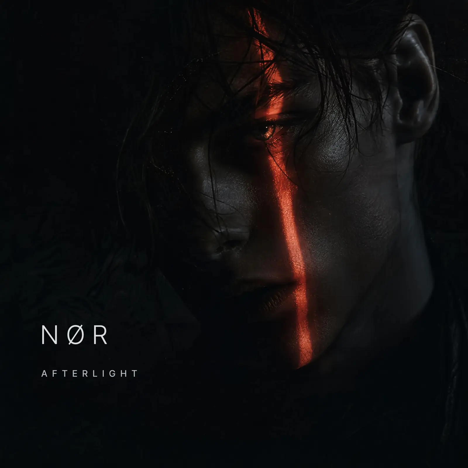 Обложка авторского проекта NØR — AFTERLIGHT: тёмный портрет с красной полосой света